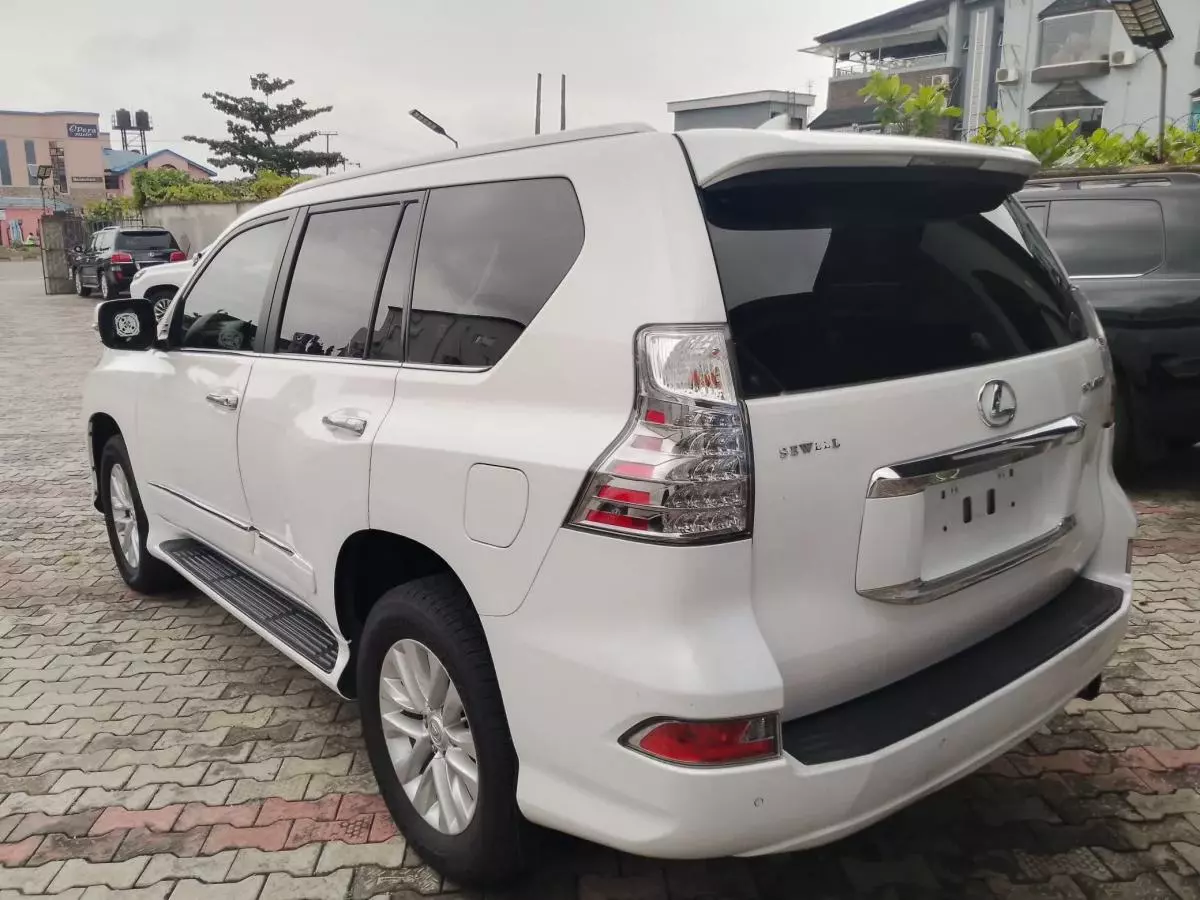 Lexus GX 460   - 2016