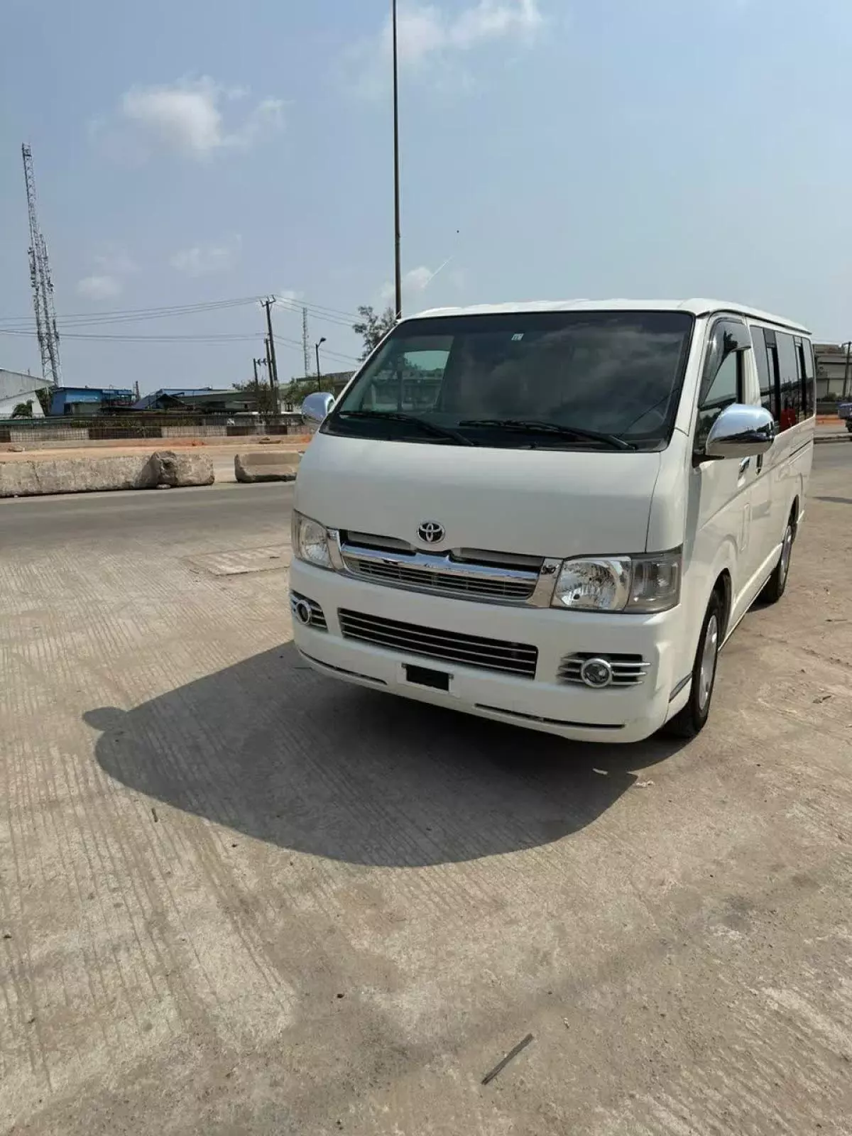 Toyota Hiace - 2010