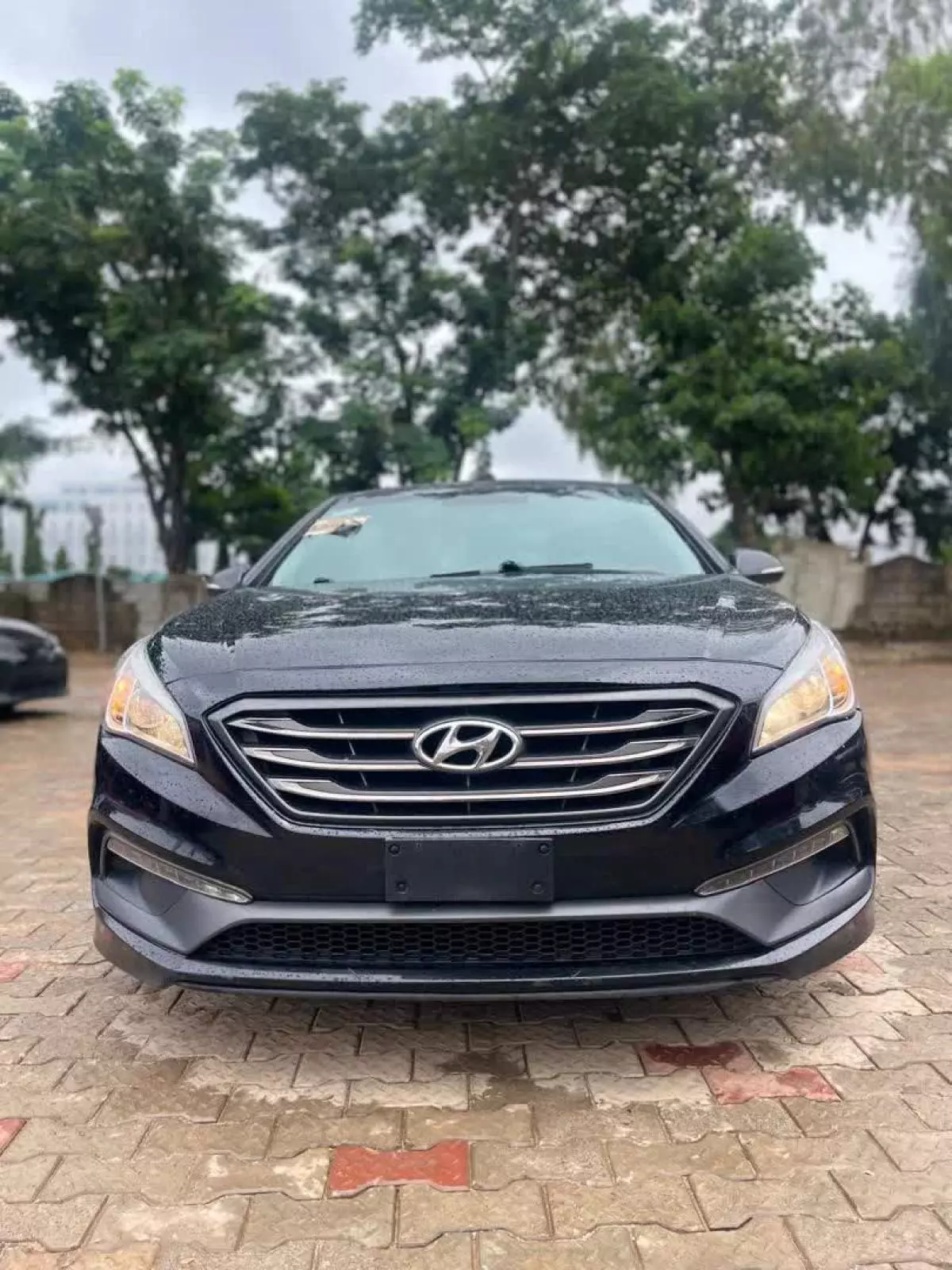 Hyundai Sonata   - 2015