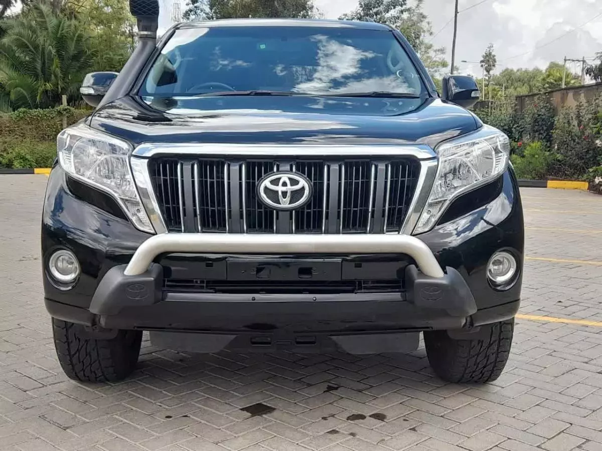 Toyota Landcruiser Prado   - 2017