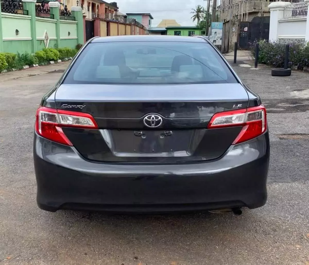 Toyota Camry   - 2013