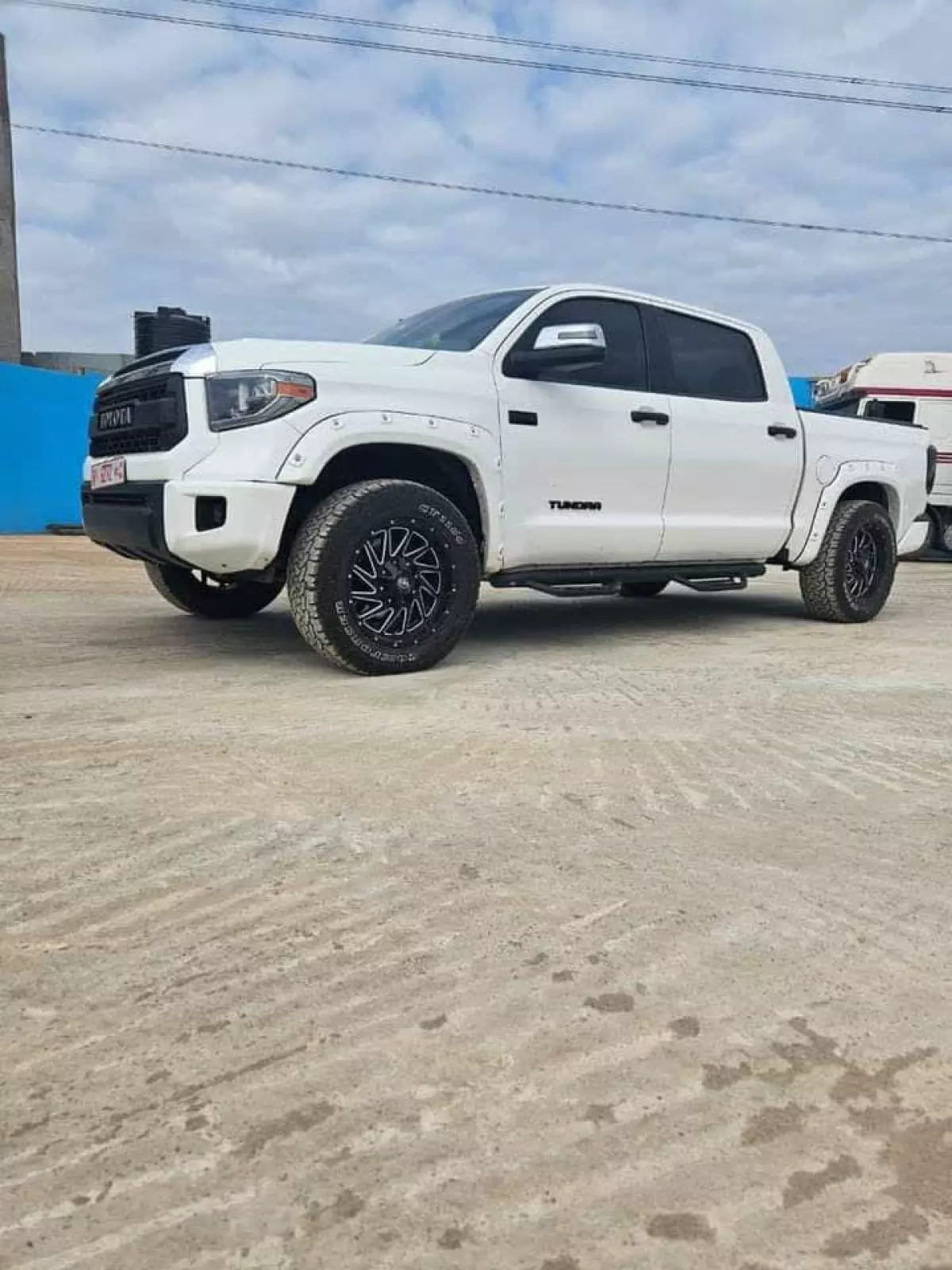 Toyota Tundra   - 2020