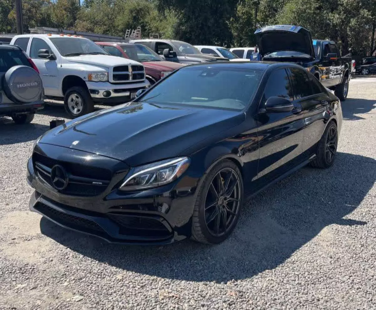 Mercedes-Benz c 63   - 2016