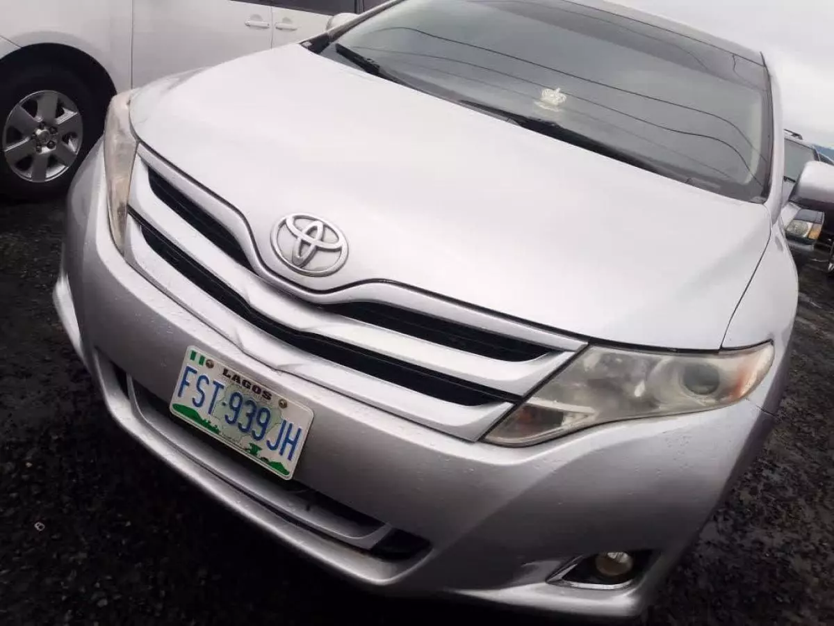 Toyota Venza   - 2010