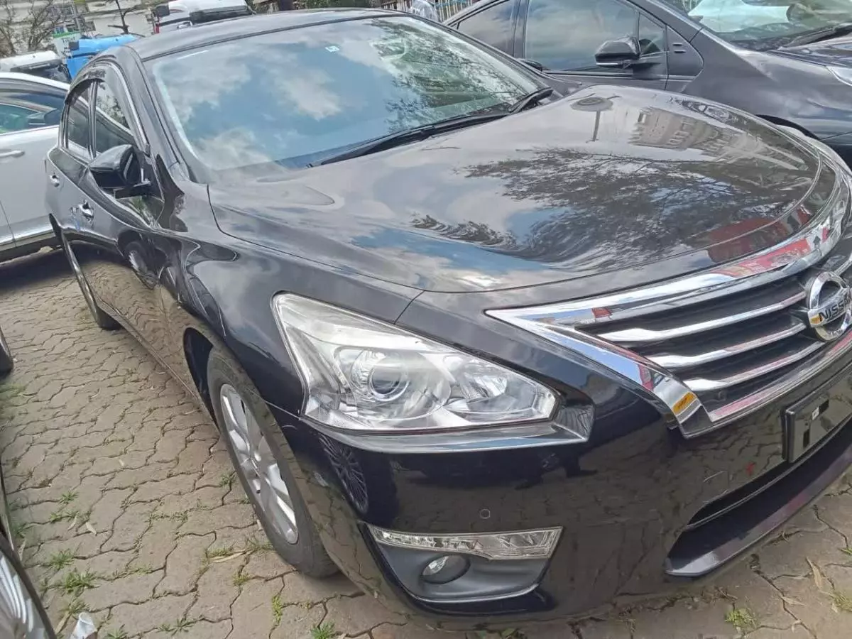 Nissan Teana   - 2016