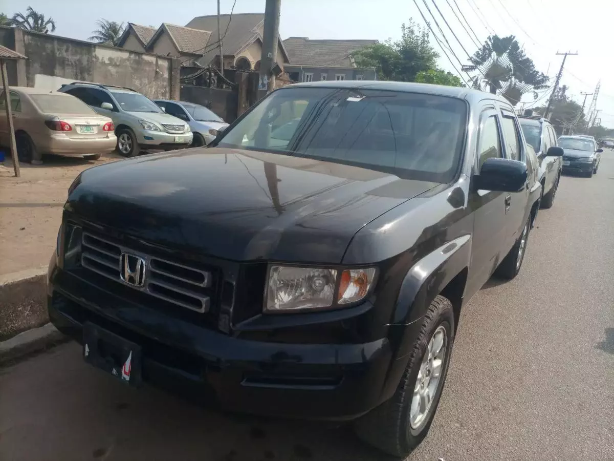 Honda Ridgeline - 2006