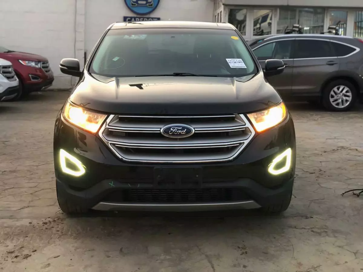 Ford Edge   - 2015