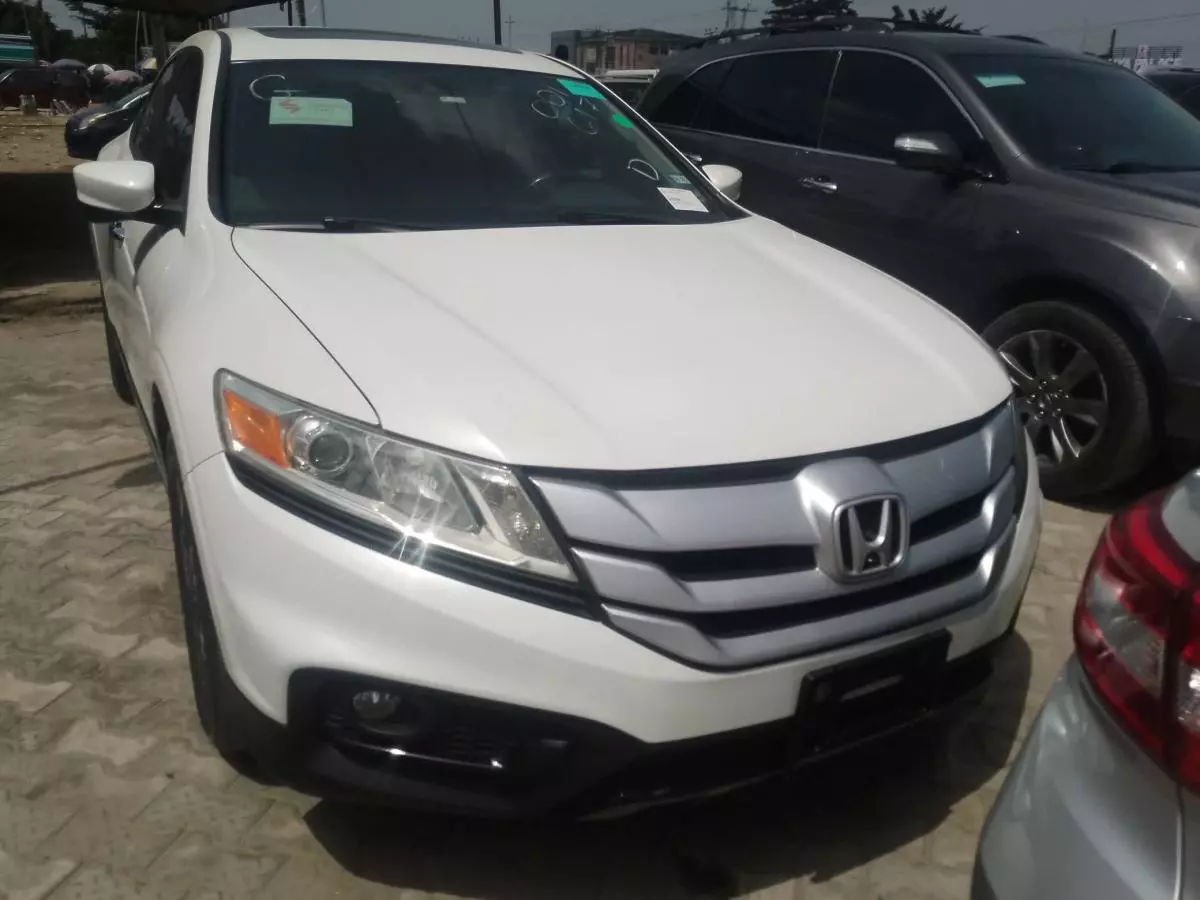 Honda Crosstour   - 2015