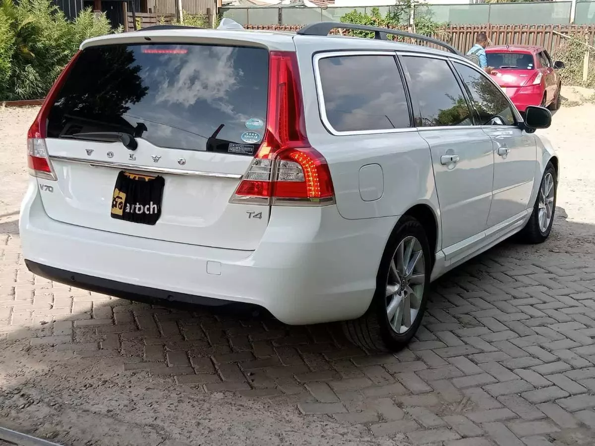 Volvo V70 - 2014