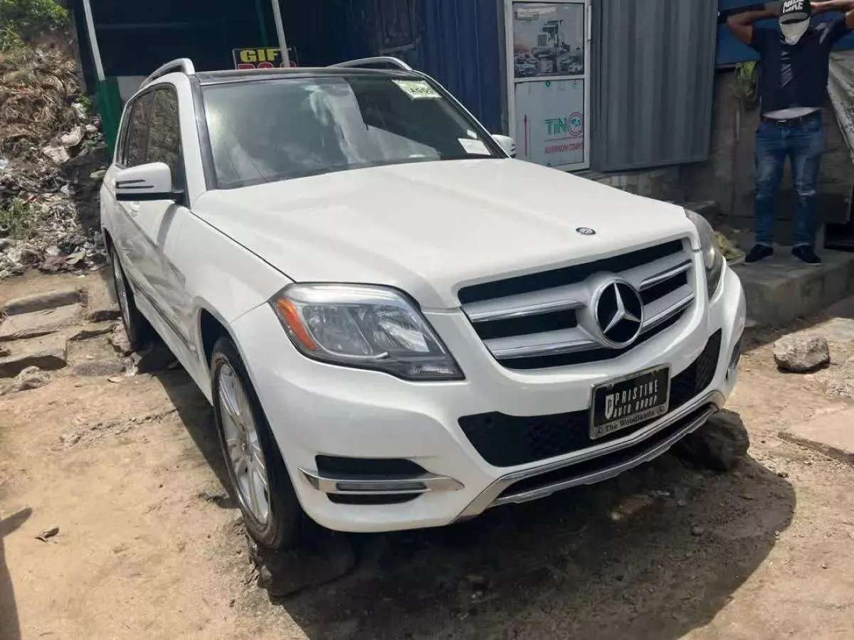 Mercedes-Benz GLK 350   - 2015