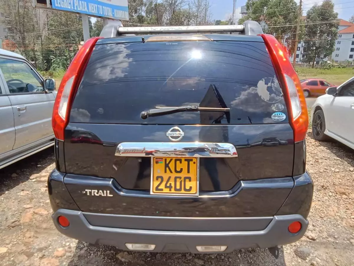 Nissan X-Trail   - 2011