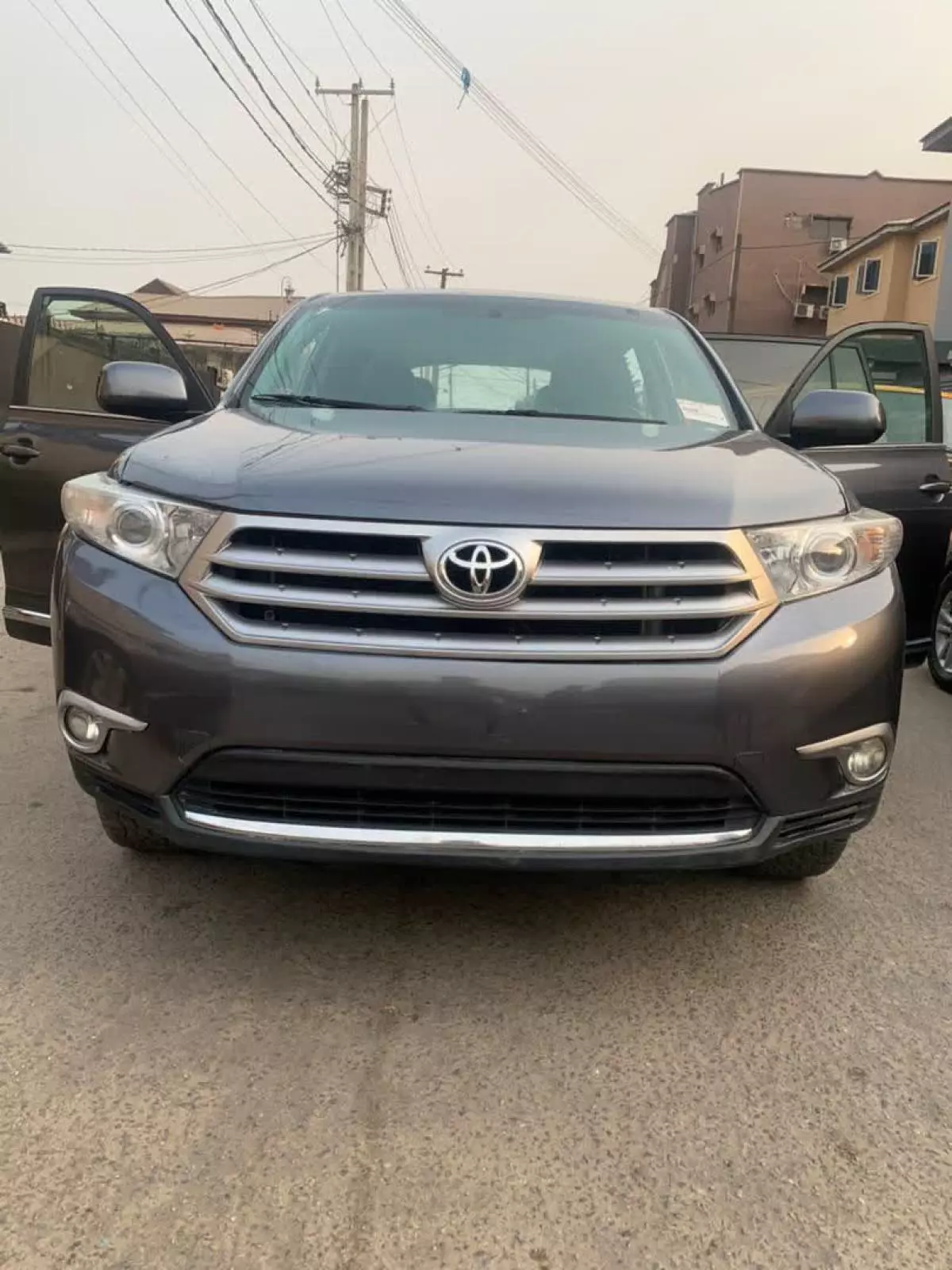 Toyota Highlander   - 2013