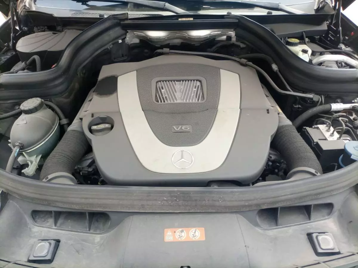 Mercedes-Benz GLK 350 - 2012