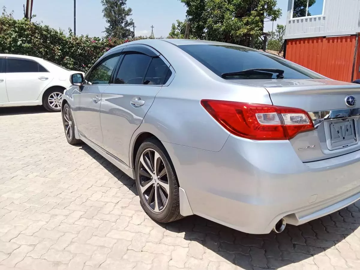 Subaru Legacy B4   - 2016