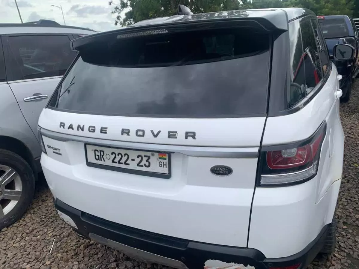 Land Rover Range Rover Sport   - 2017