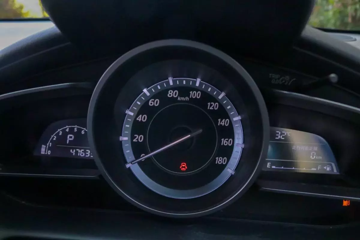 Mazda Demio - 2015