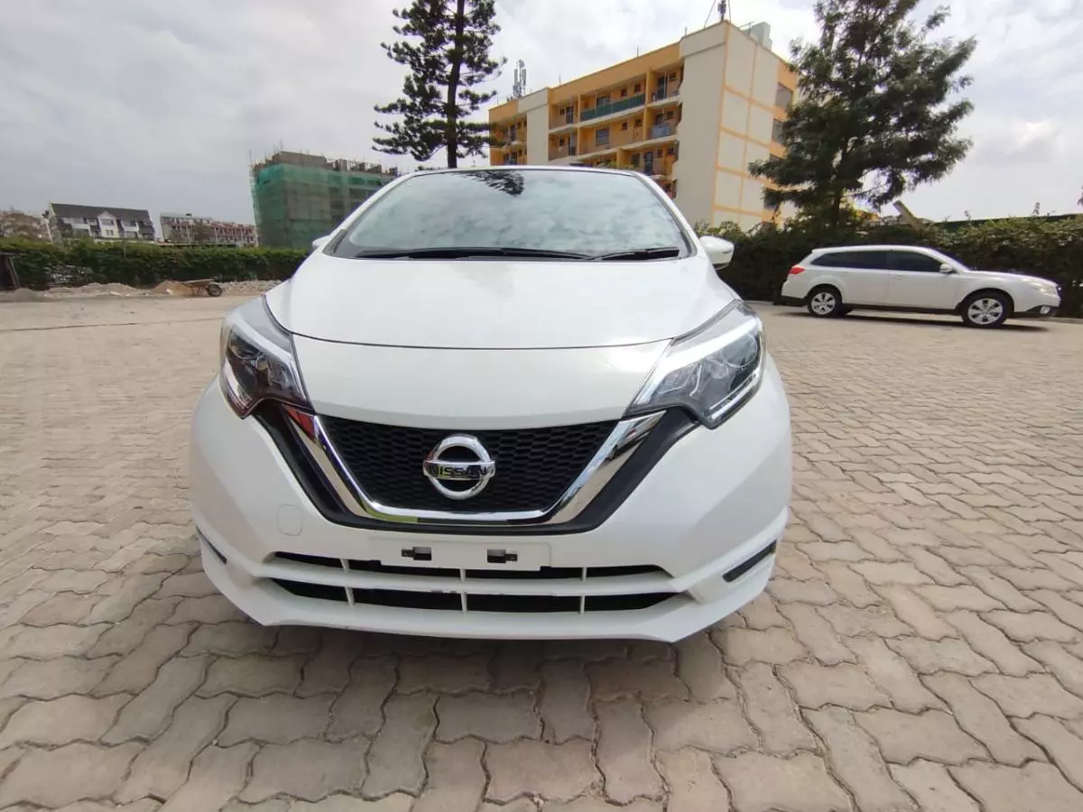 Nissan Note   - 2010