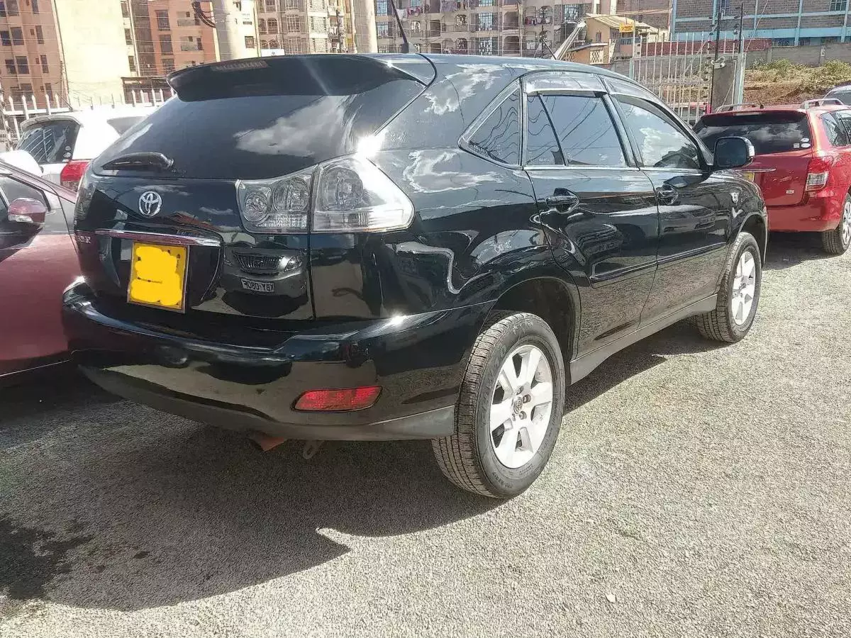 Toyota Harrier - 2005