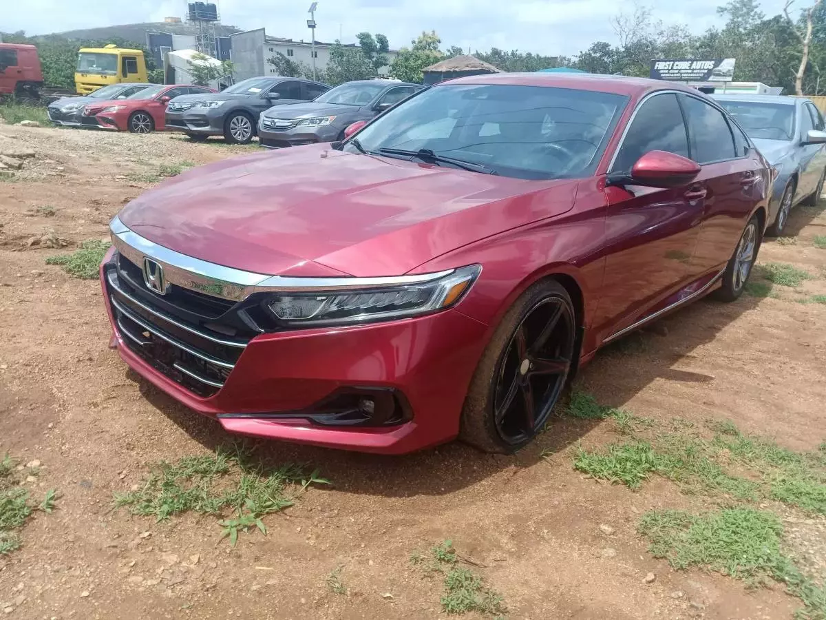 Honda Accord   - 2018