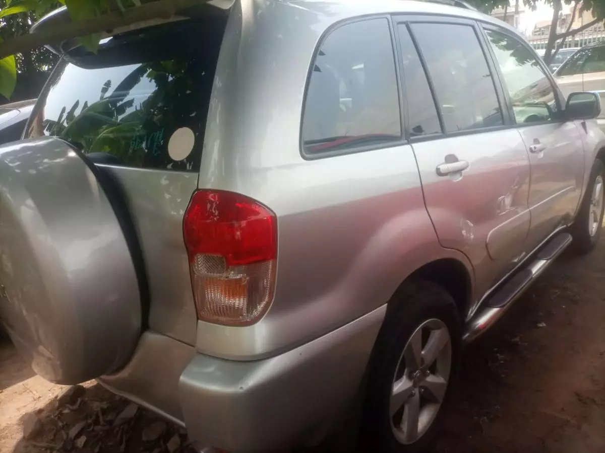 Toyota RAV 4 - 2002
