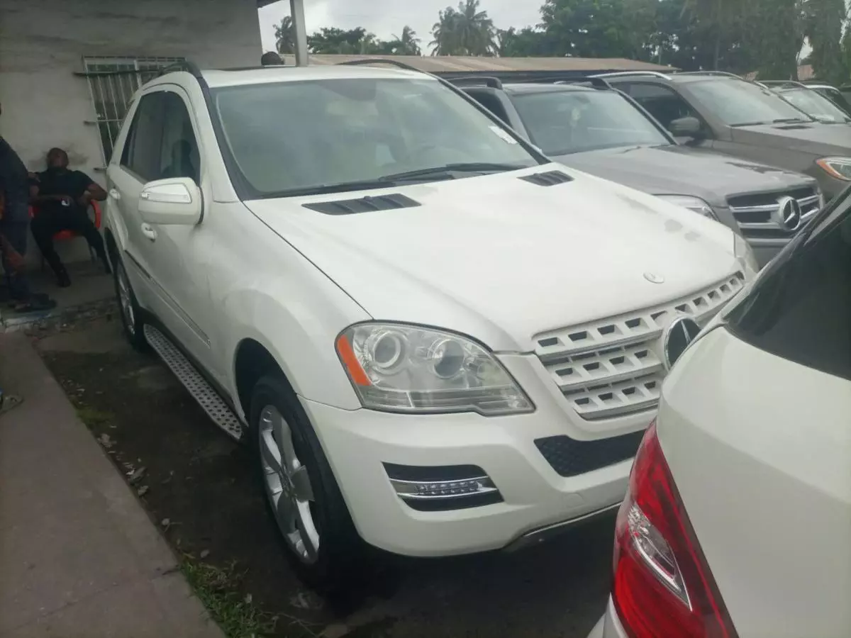 Mercedes-Benz ML 350   - 2010