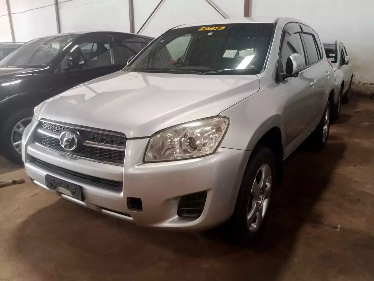 Toyota RAV 4   - 2009