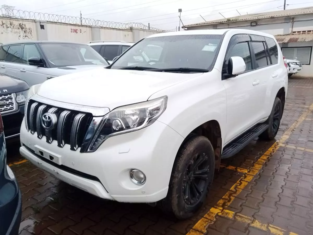 Toyota Landcruiser Prado   - 2018