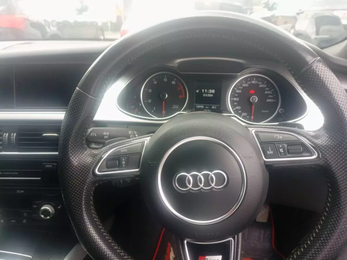 Audi A4   - 2015