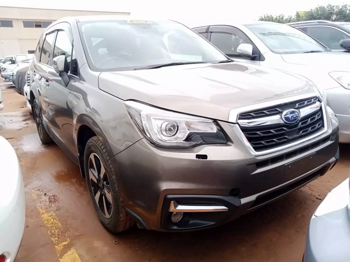 Subaru Forester   - 2015