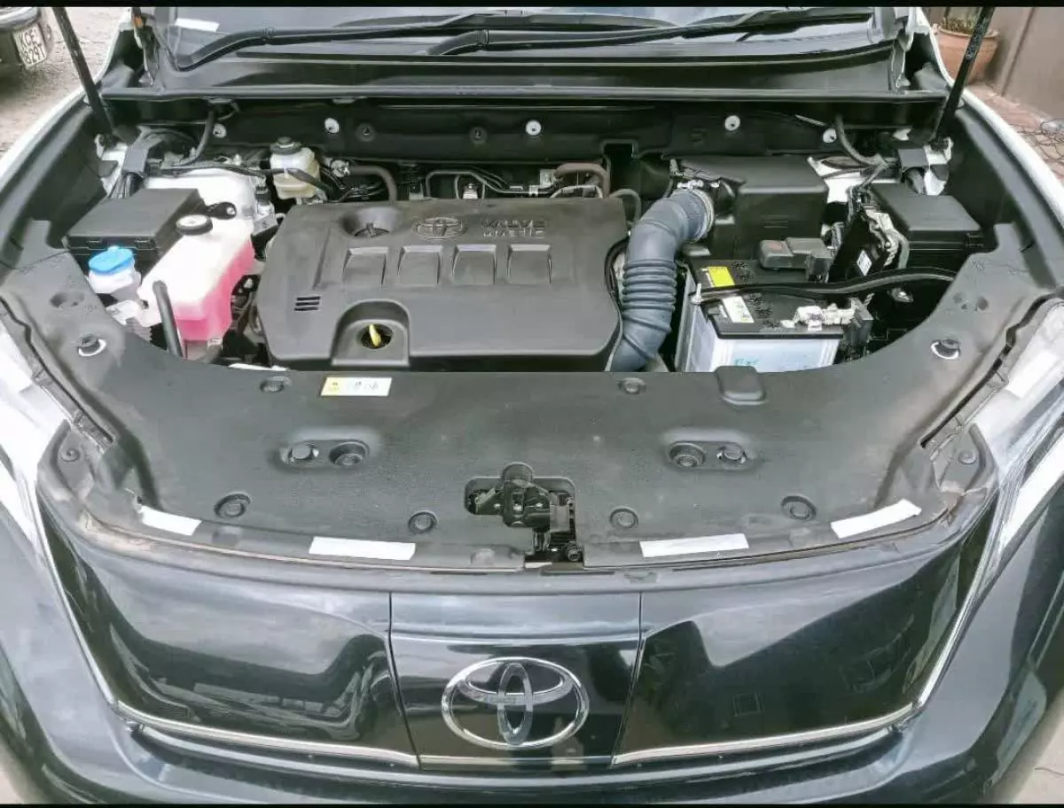 Toyota Harrier GR - 2018