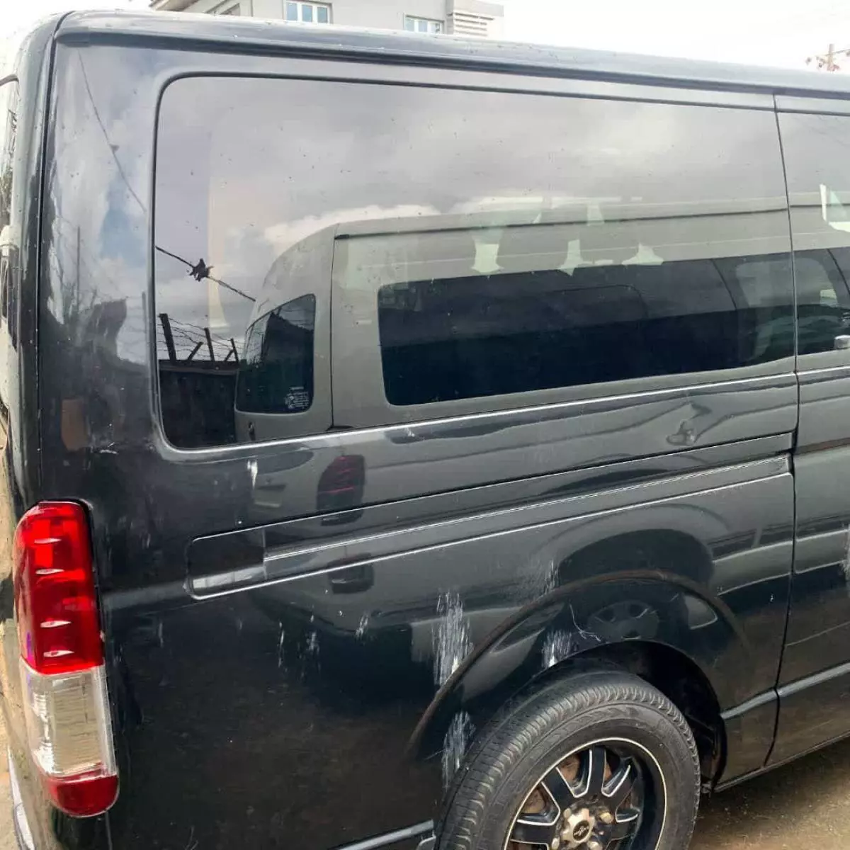 Toyota Hiace   - 2009