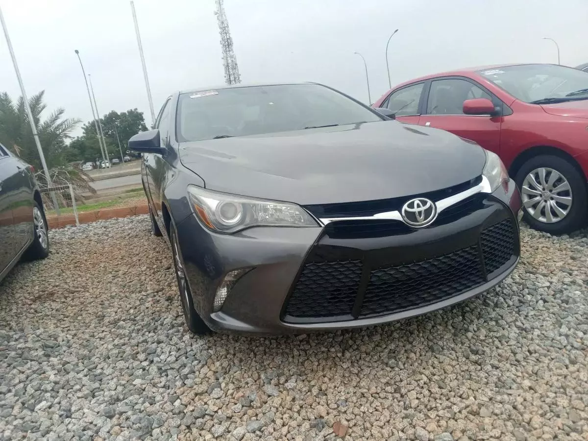 Toyota Camry   - 2015