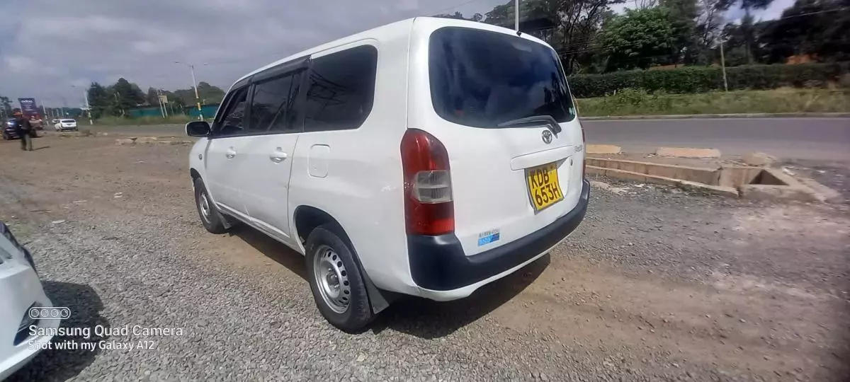 Toyota Probox    - 2013