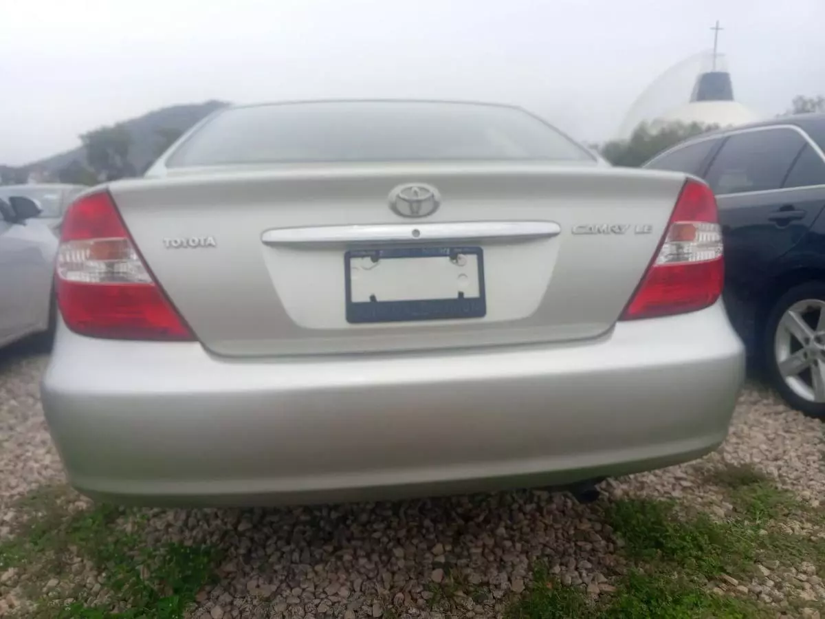 Toyota Camry   - 2002