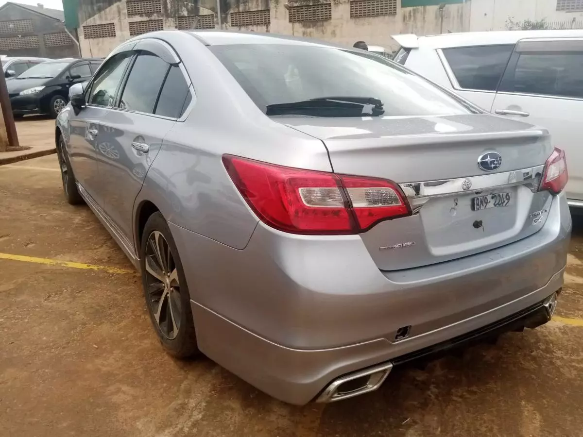 Subaru Legacy B4   - 2015