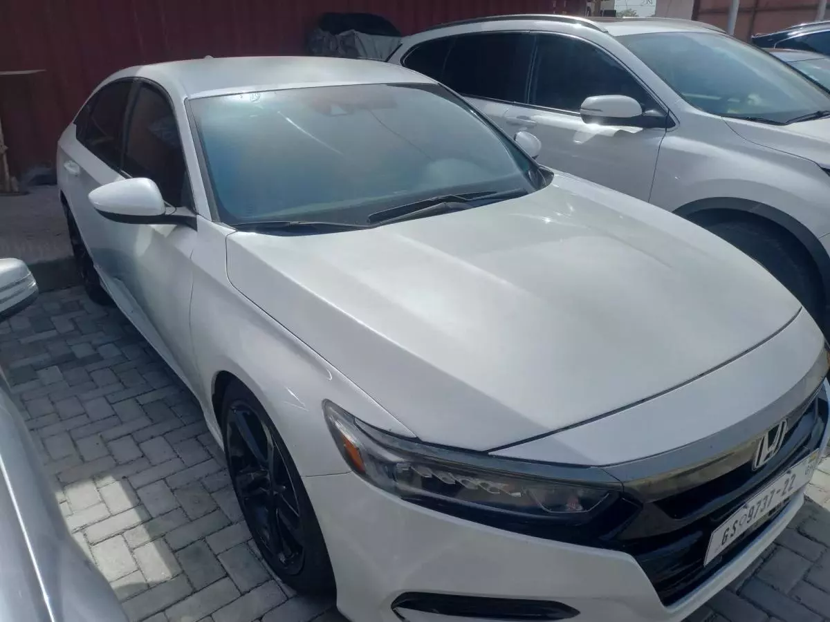 Honda Accord   - 2018