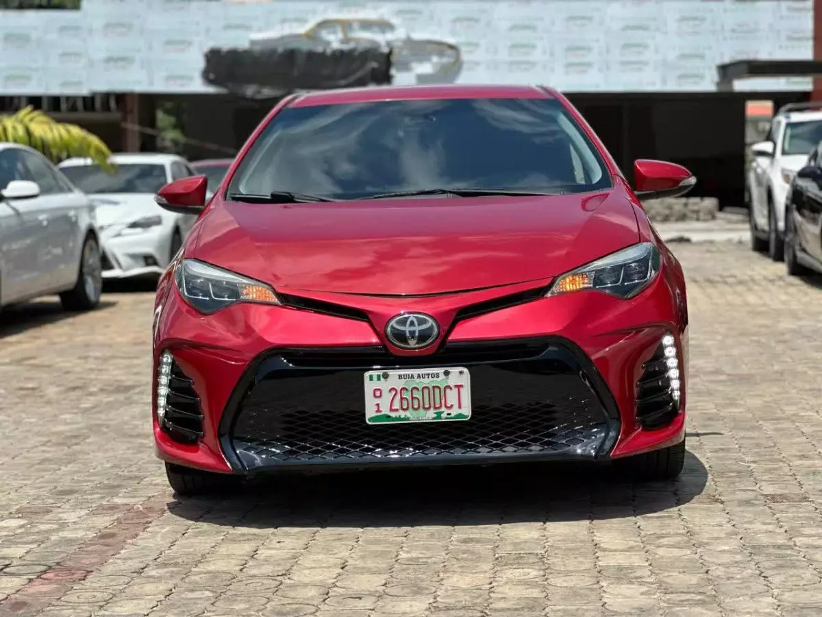 Toyota Corolla   - 2017