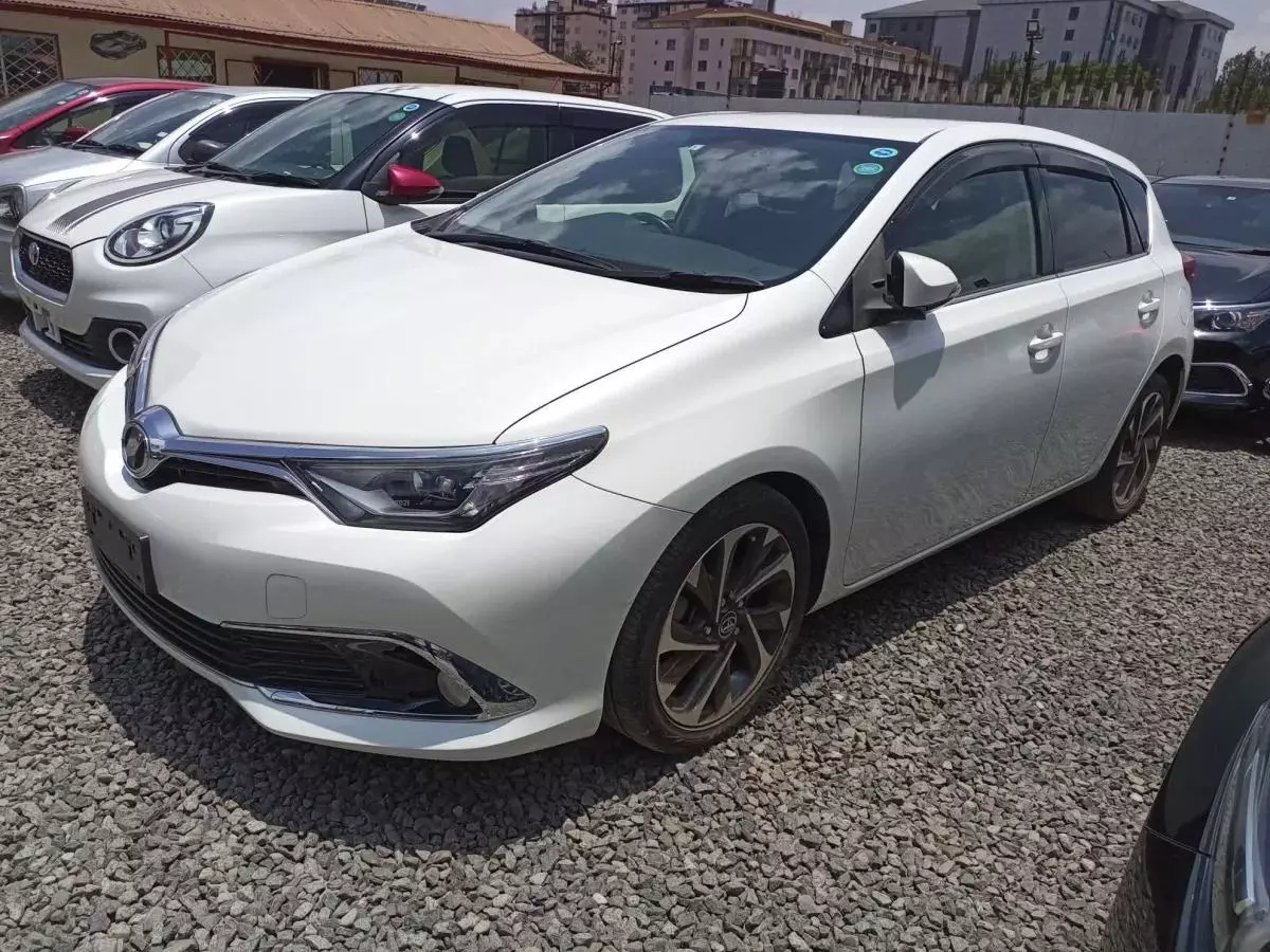 Toyota Auris - 2015