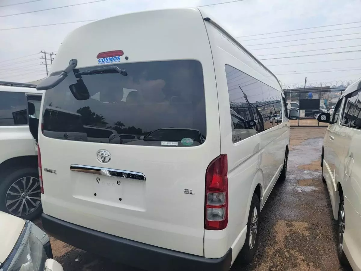 Toyota Hiace (High Roof)   - 2016