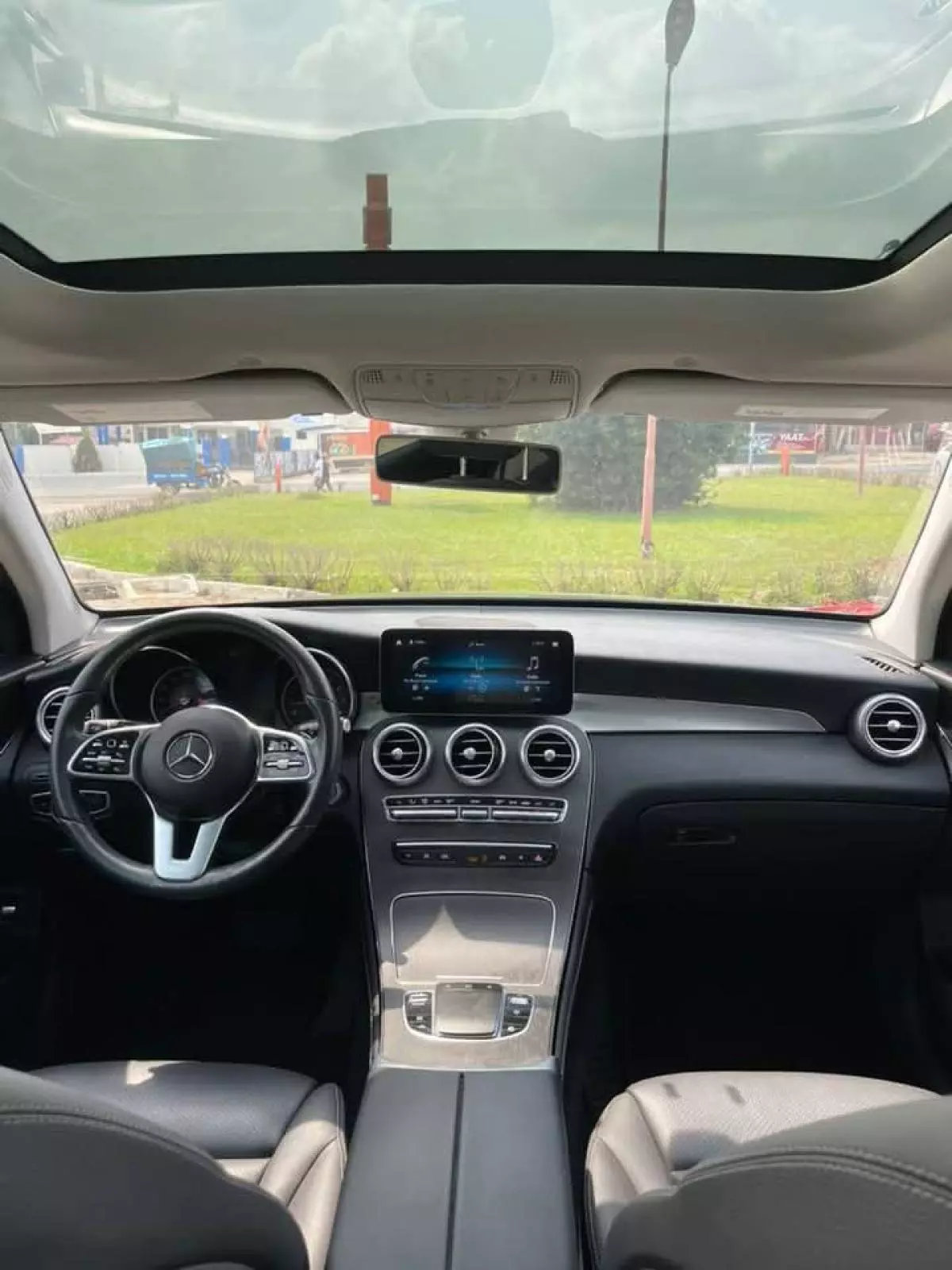 Mercedes-Benz GLC 300   - 2020