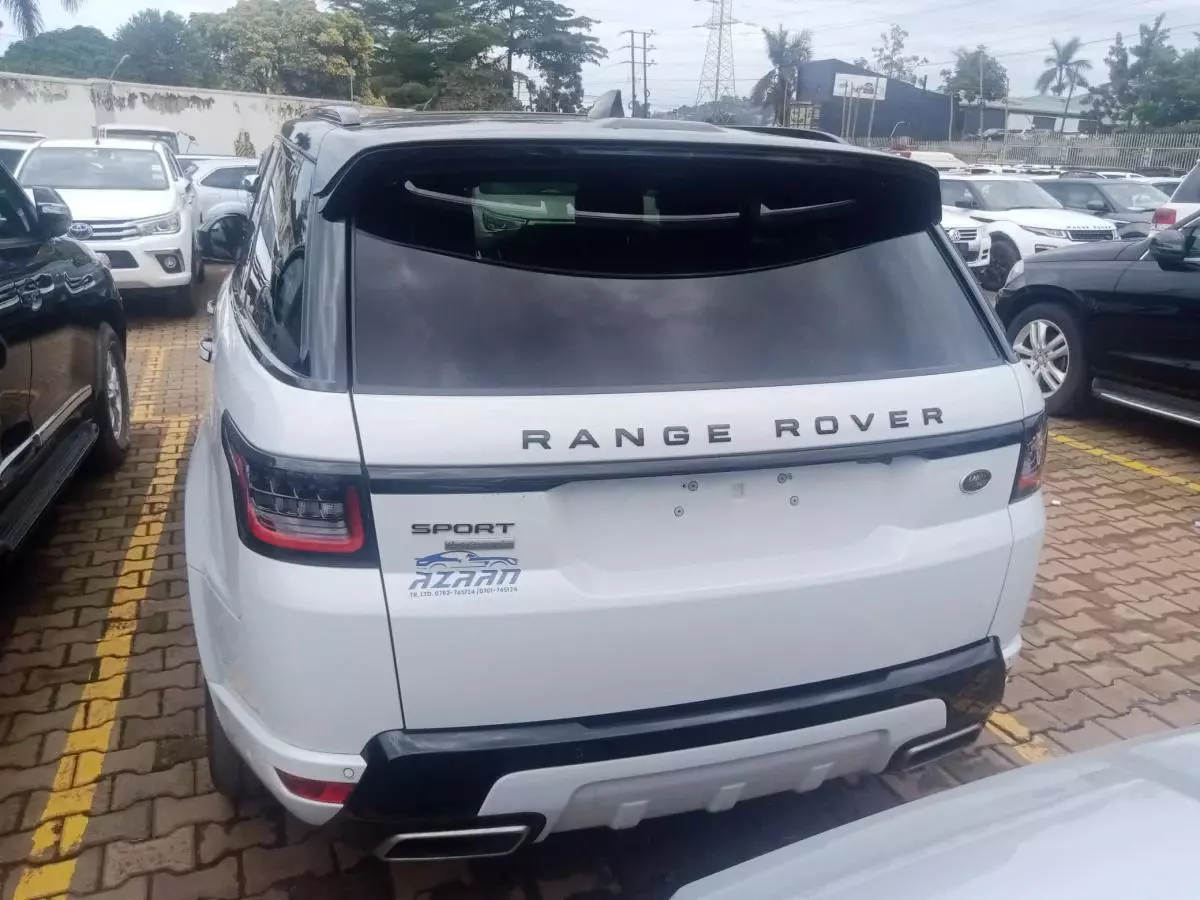 Land Rover Range Rover Sport   - 2019