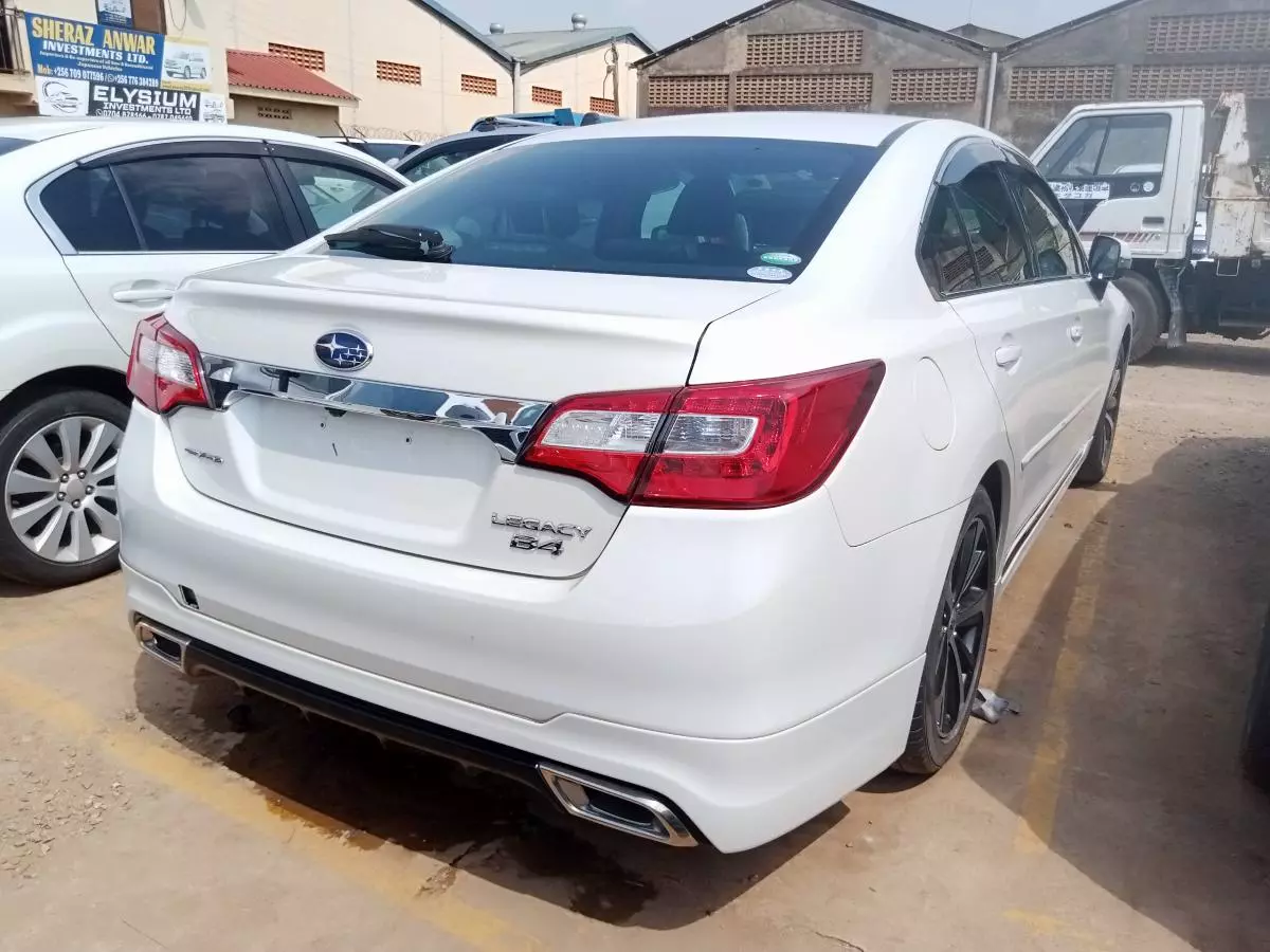 Subaru Legacy B4   - 2015