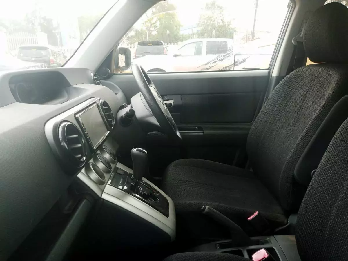 Toyota Rumion - 2010
