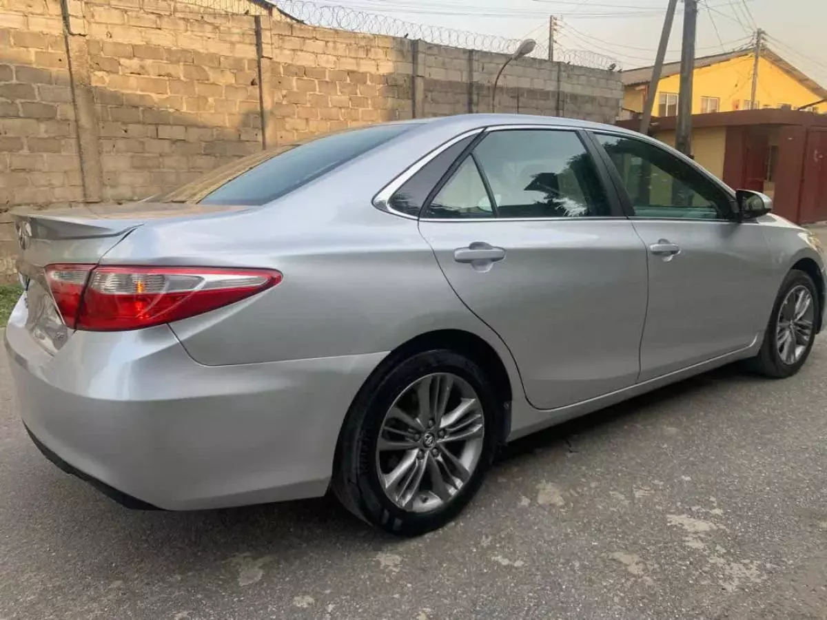 Toyota Camry   - 2017