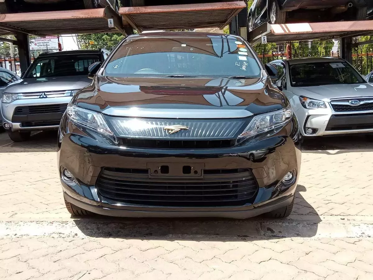 Toyota Harrier - 2016