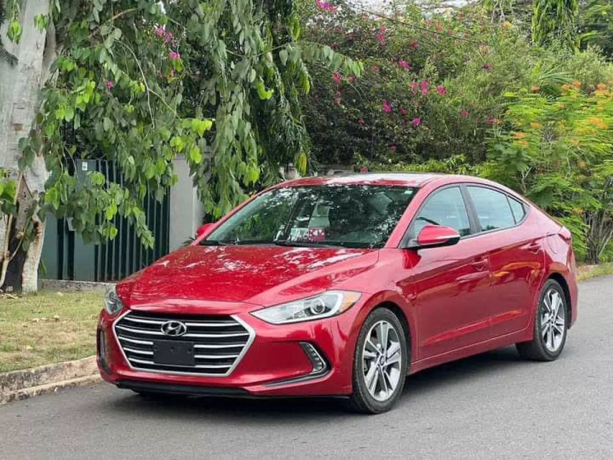 Hyundai Elantra   - 2017