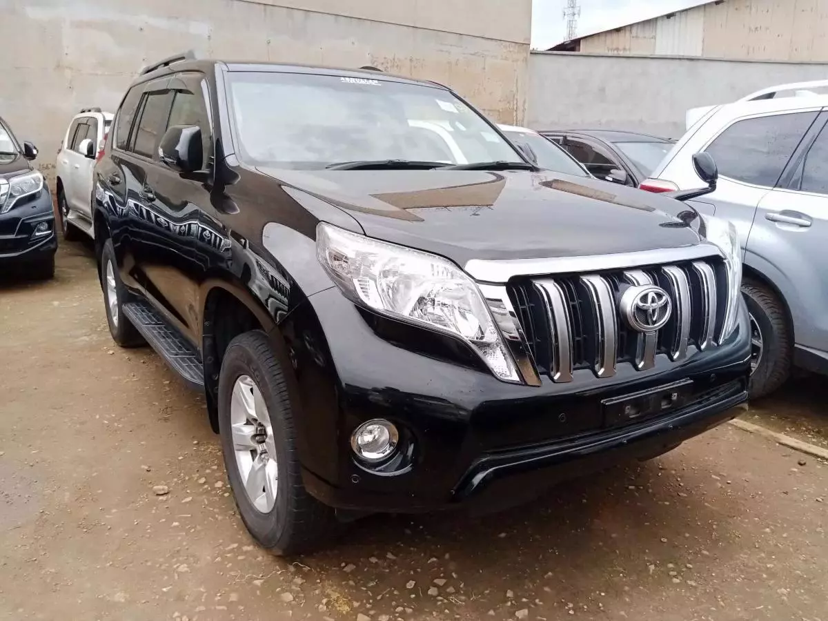 Toyota Landcruiser Prado   - 2018