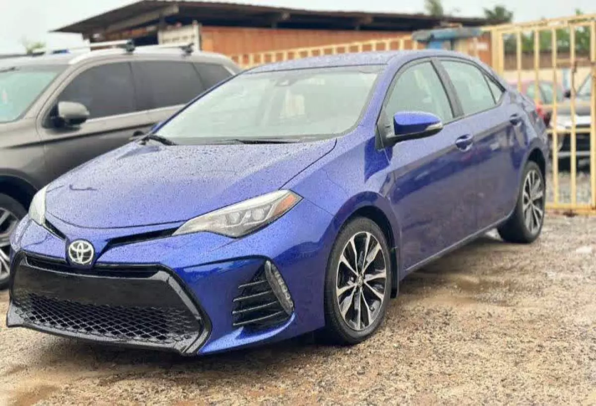 Toyota Corolla   - 2018