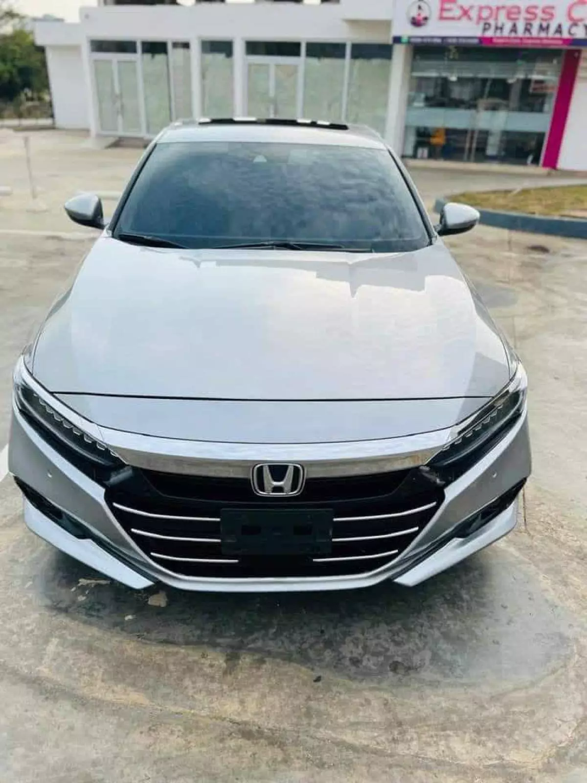 Honda Accord   - 2022