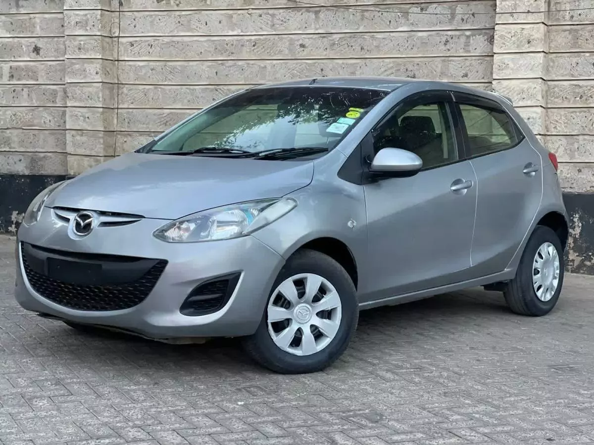 Mazda Demio - 2013